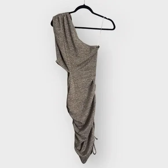 NEW Noughts and Kisses bronze metallic one shoulder rouched dress with open side - Picture 8 of 9